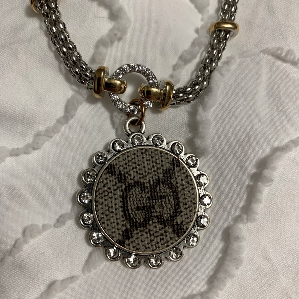 Women’s bracelet
